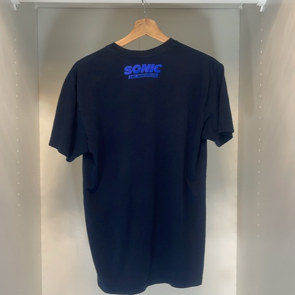 EUC Next Level Apparel Sonic the Hedgehog Navy Shirt Size Medium - Picture 2 of 4